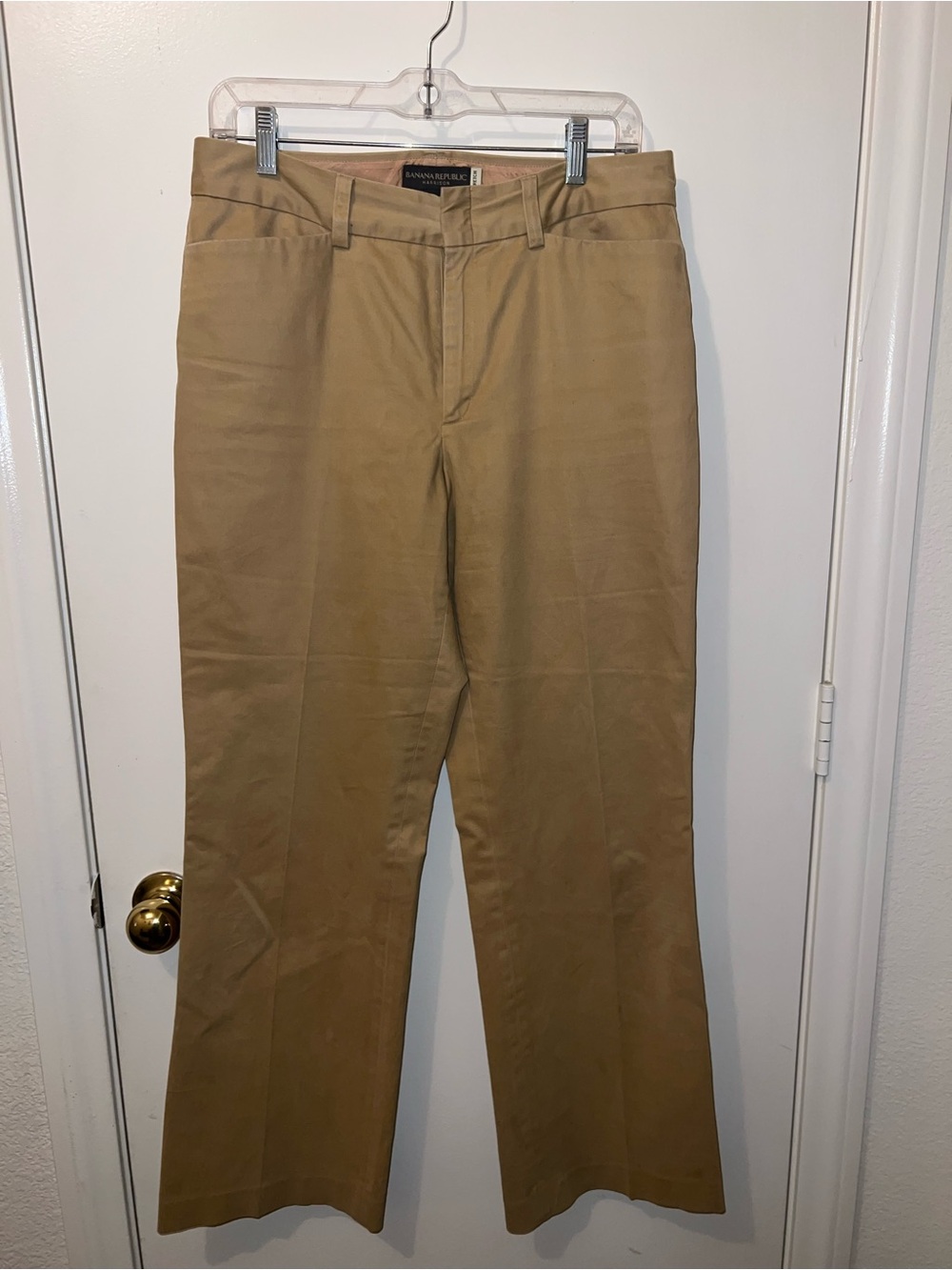 Banana Republic Khaki Stretch Pants in Beige
